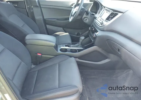 2016 Hyundai Tucson Se z USA, uszkodzony, nr VIN KM8J33A47GU188920